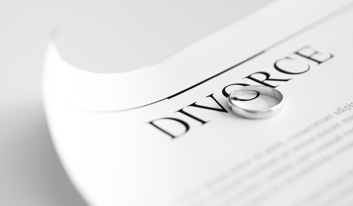 Does it Matter Who Files For Divorce First in Jacksonville?
